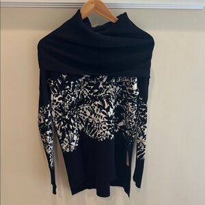 DVF Black and White Patterned Women's Sweater
